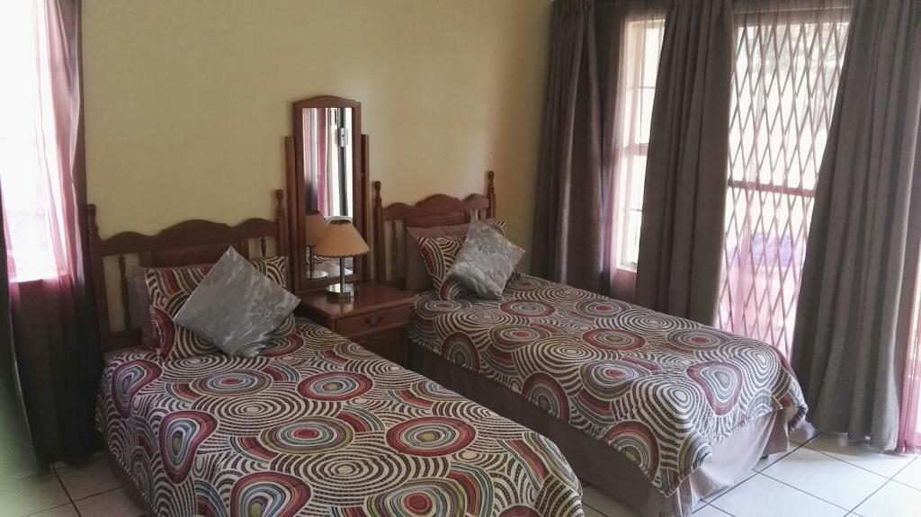 Ezulwini Guest House Екстериор снимка