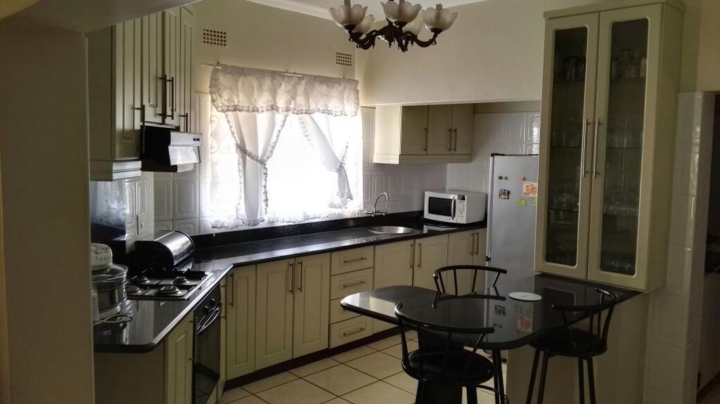 Ezulwini Guest House Екстериор снимка