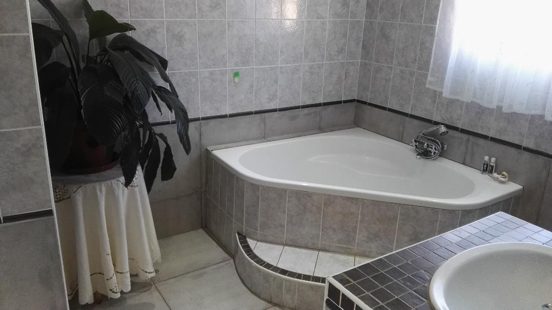 Ezulwini Guest House Екстериор снимка