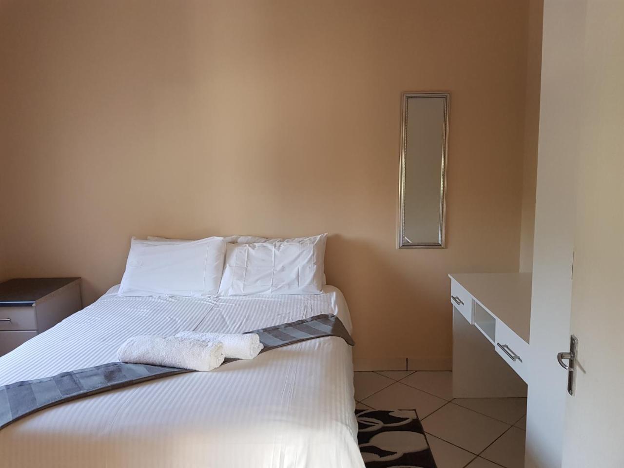 Ezulwini Guest House Екстериор снимка
