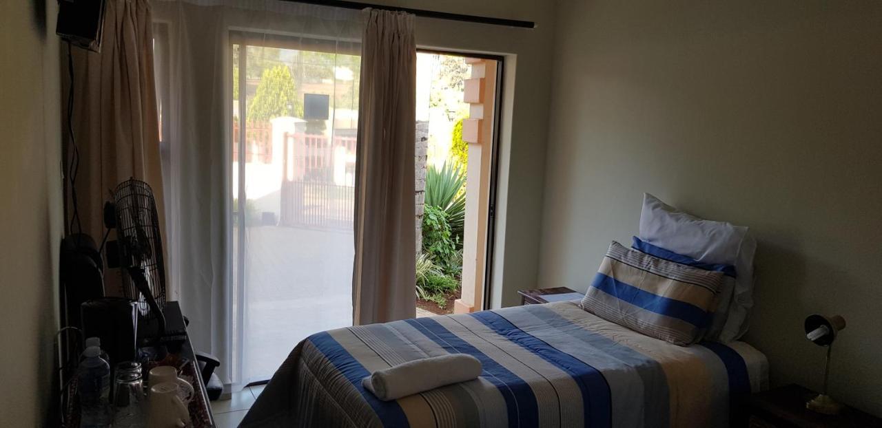 Ezulwini Guest House Екстериор снимка